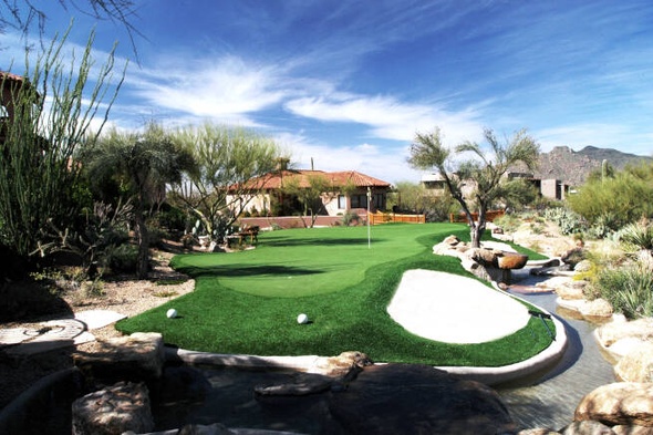 Austin backyard putting green